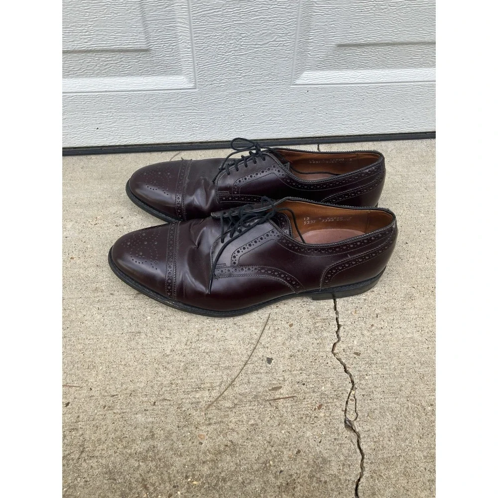 Allen Edmonds Sanford Burgundy Cap-Toe  Derby size 12 B Mens Dress Shoes Cherry